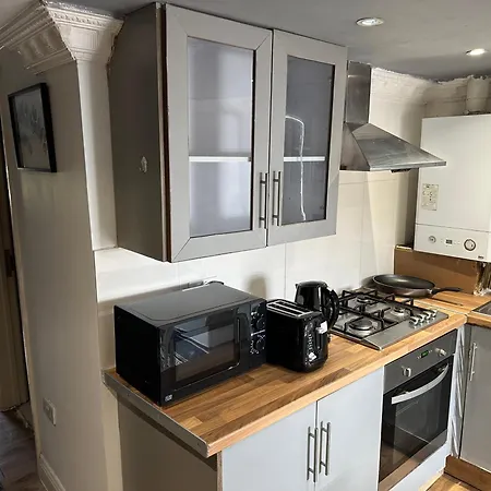 1 Bedroom Studio London S8 Exterior photo